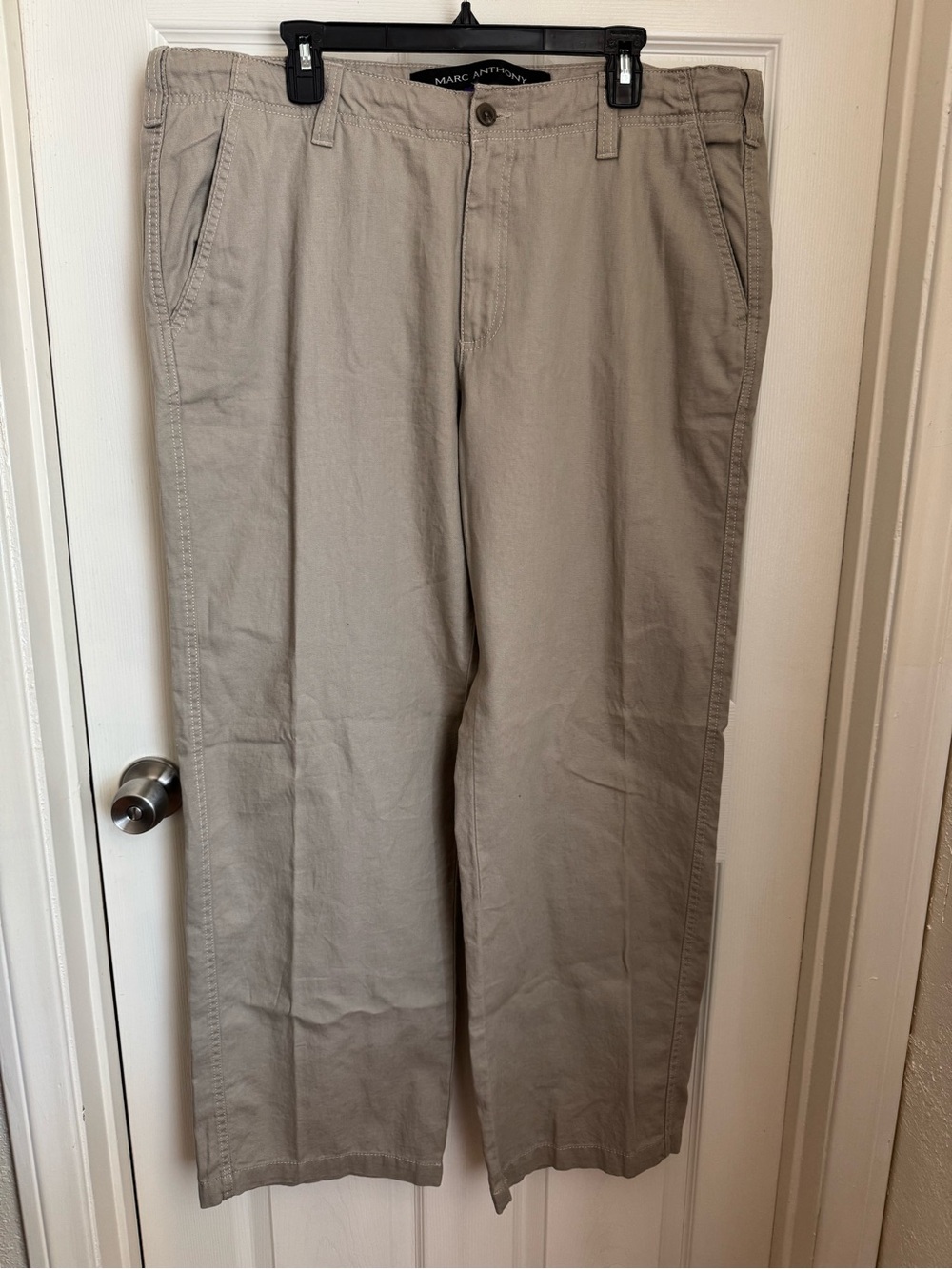 "Marc Anthony Men's Beige Linen/Cotton Blend
Drawstring Pants, Size 38x32" (EUC) - Picture 3 of 12